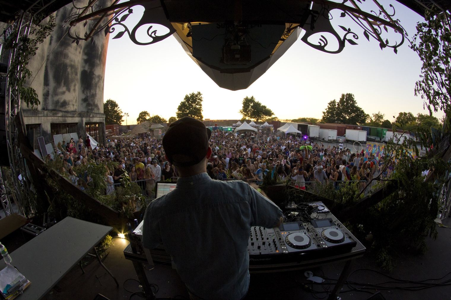elements festival