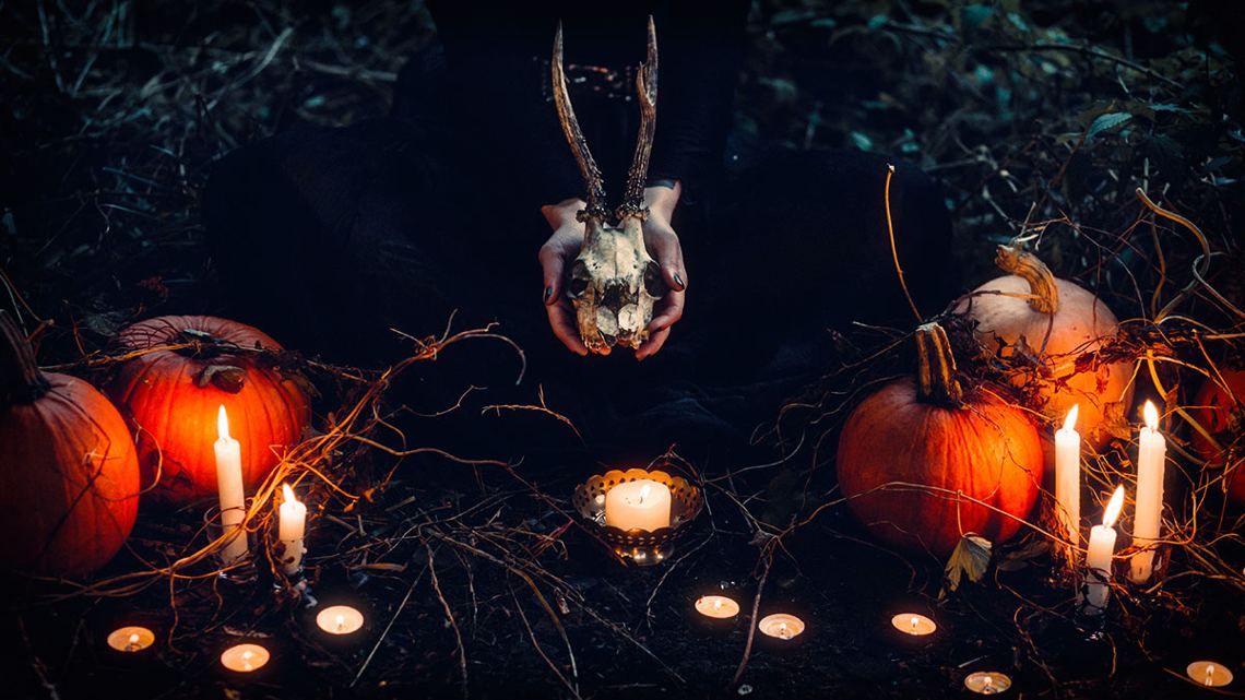 Last Minute Halloween Outfits Highlark