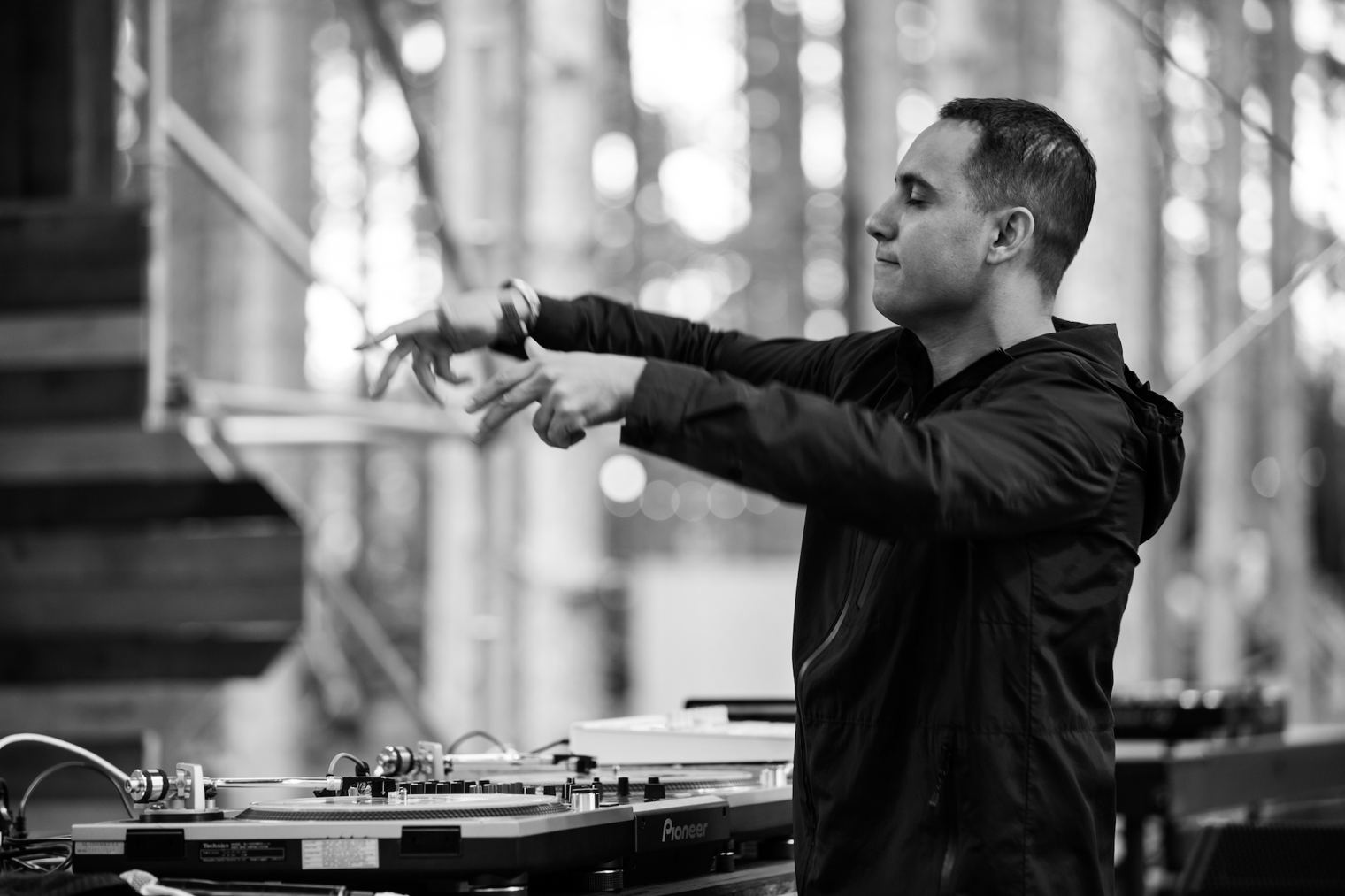 zeke beats electric forest brittany no fomo
