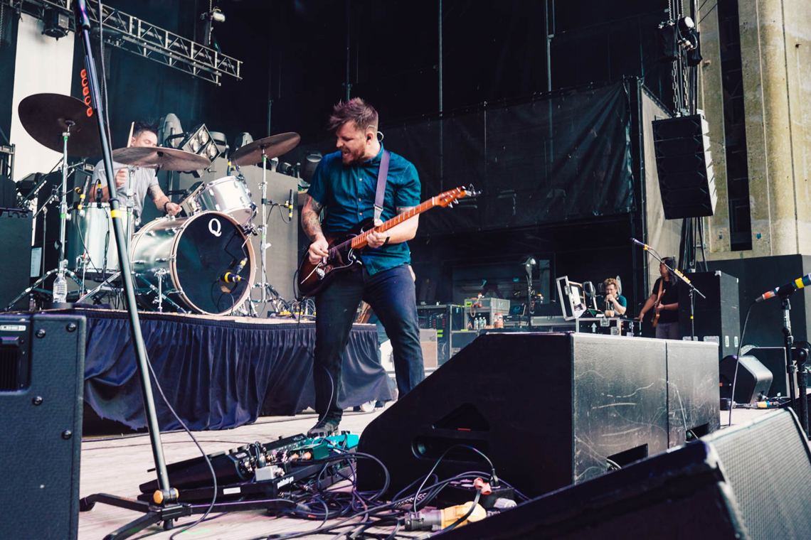 Thrice Live
