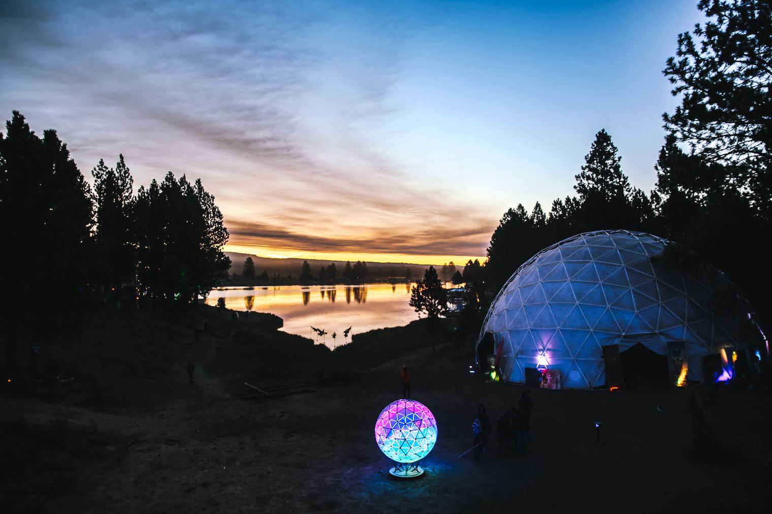 brittany no fomo - Oregon Eclipse