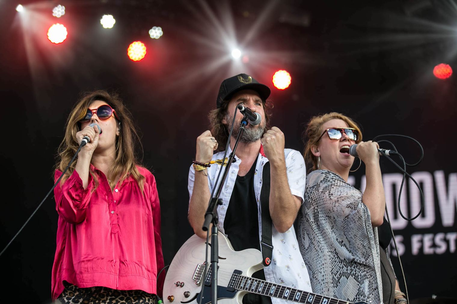 Broken Social Scene - Brittany NO FOMO