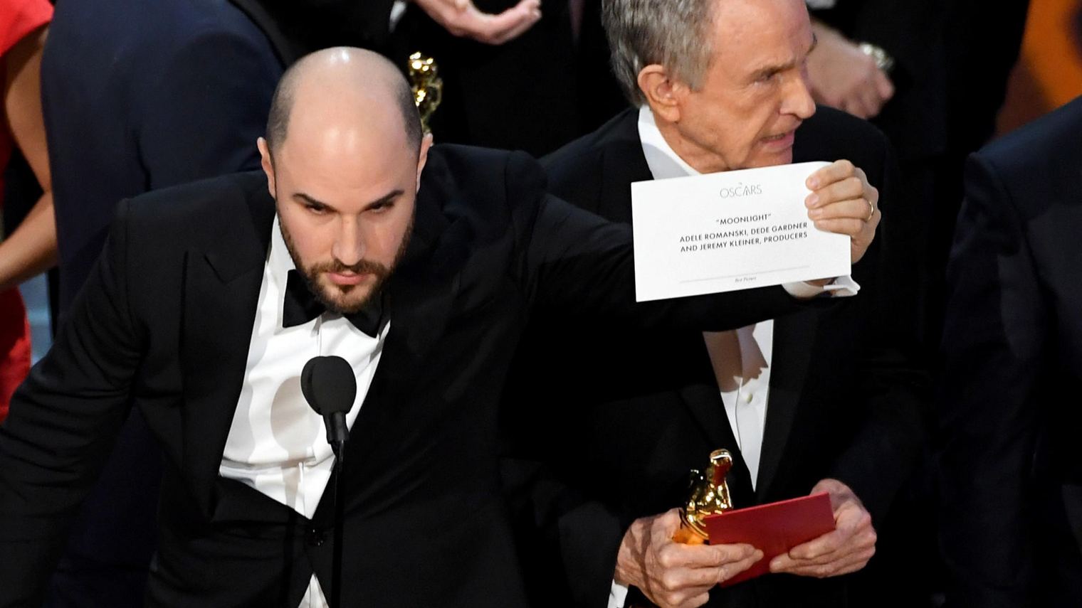 La Oscars 89th Academy Awards La La Land Wins Best