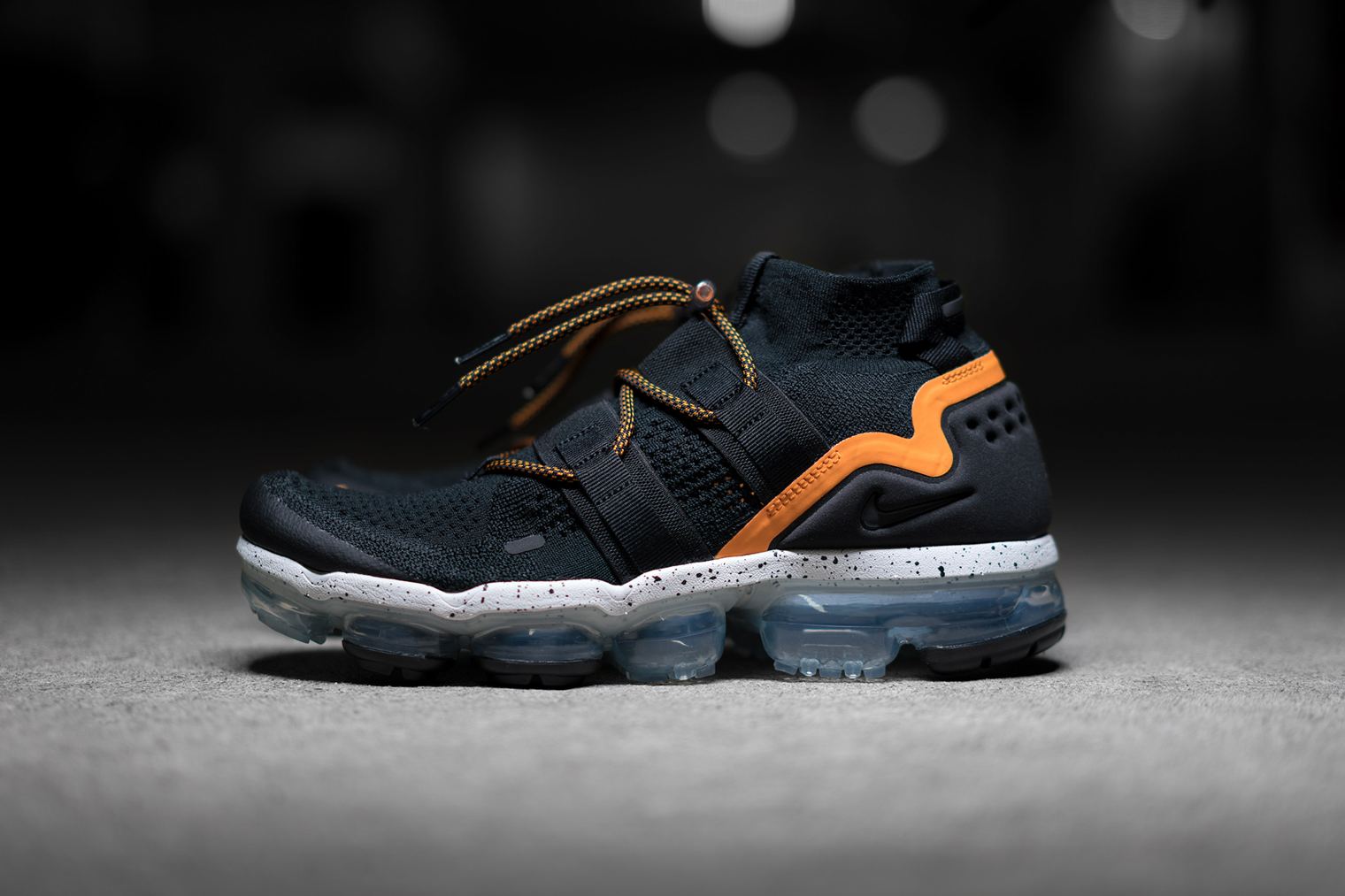 Nike Vapormax Black Orange News