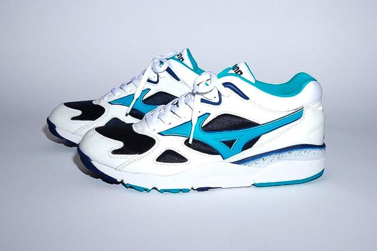 Https 2F2Fhypebeast Mizuno Kazoku Sky Medal