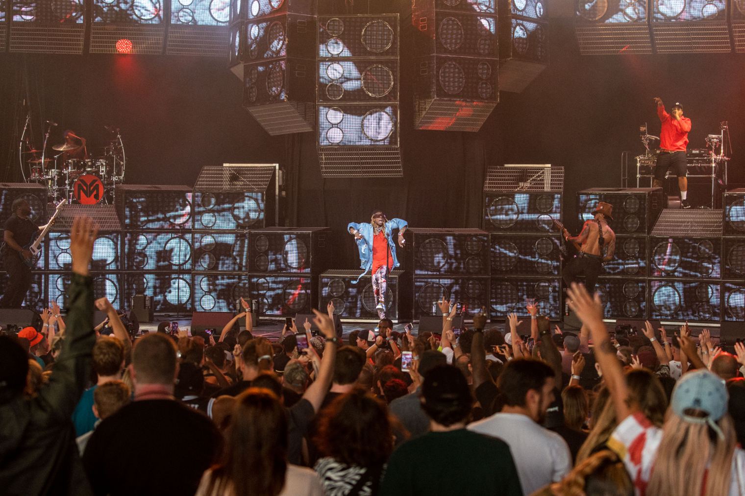 Blink 182 Lil Wayne Tour Remains Successful