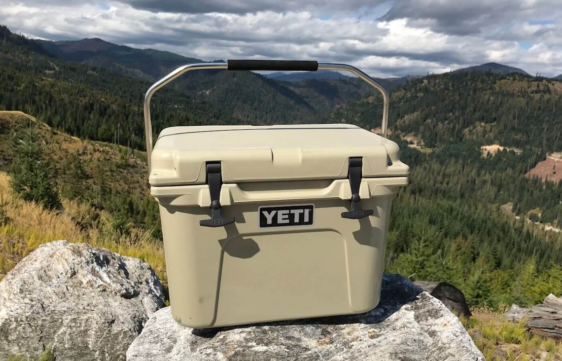 Holiday Gift Guide | YETI Roadie 20 Cooler
