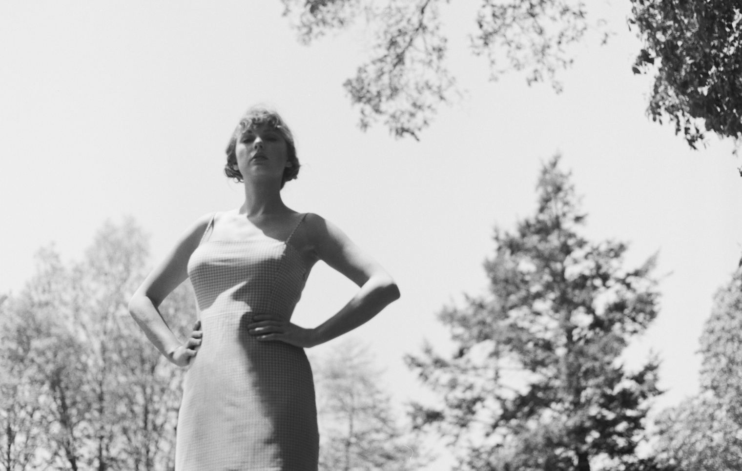 Taylor Swift folklore, What the Critics Say (hint: It's all good)